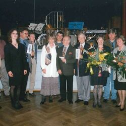 Das Bild zeigt ein Foto der Feier zum 25-jährigen Jubiläum von AUMUELLER